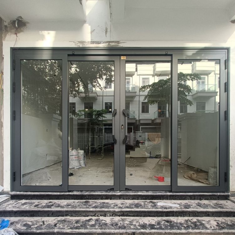 Ưu điểm nổi bật của cửa trượt quay Eurotech hệ Hoàng Gia