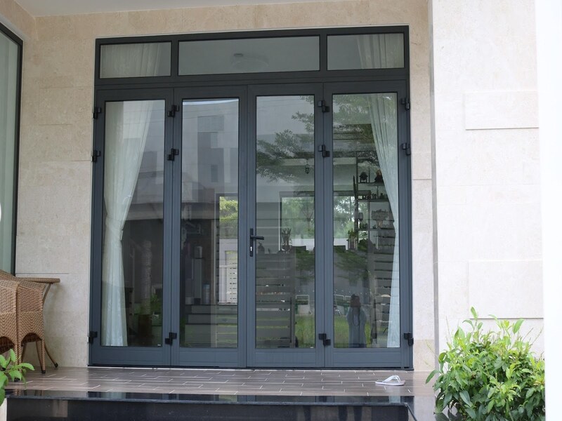 Cửa đi mở quay 4 cánh nhôm Xingfa