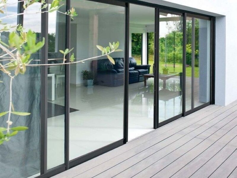 Mẫu cửa đi mở lùa nhôm Xingfa chính hãng