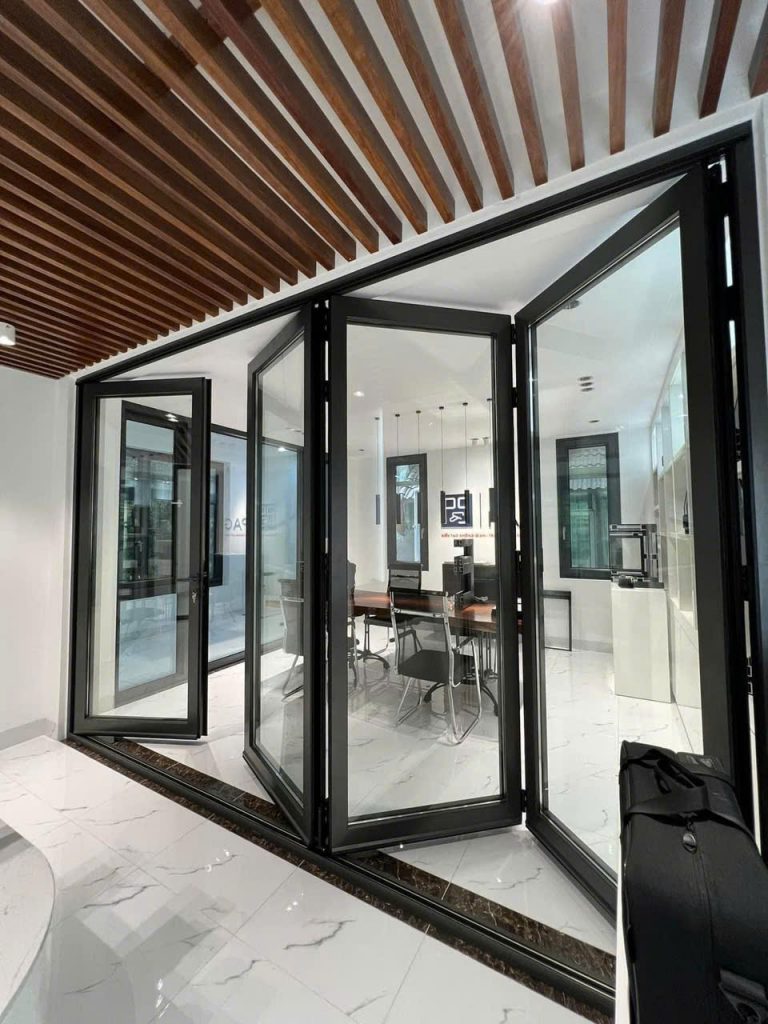 Cửa xếp trượt nhôm Xingfa hệ 63 tiết kiệm không gian